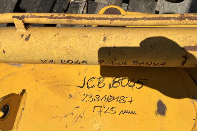 OmecoHub - Immagine JCB 8045